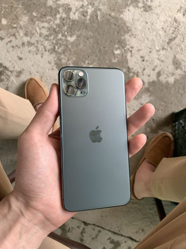 iPhone 11 Pro Max 256gb idealni sostayana iPhone 11 Pro Max 256gb idealni sostayana