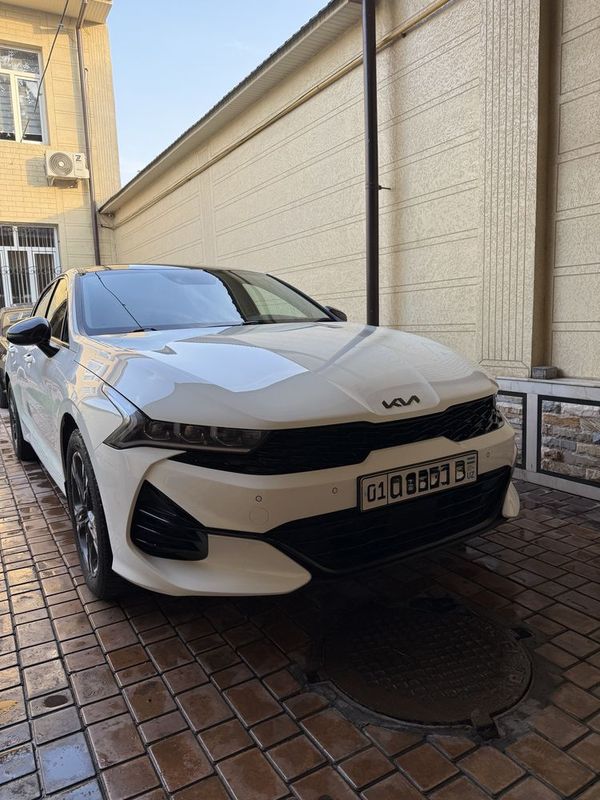 Kia K5 без люк йок Kia K5 без люк йок