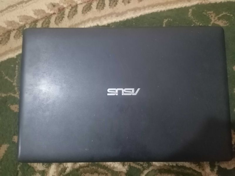 Asus noutbook yaxshi sostayanida igravoy naushnik 450minga olganman