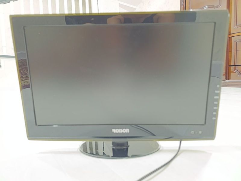 Televizor-monitor roison sotiladi