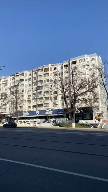 Продаётся своя квартира Ц-6, возле метро Минор