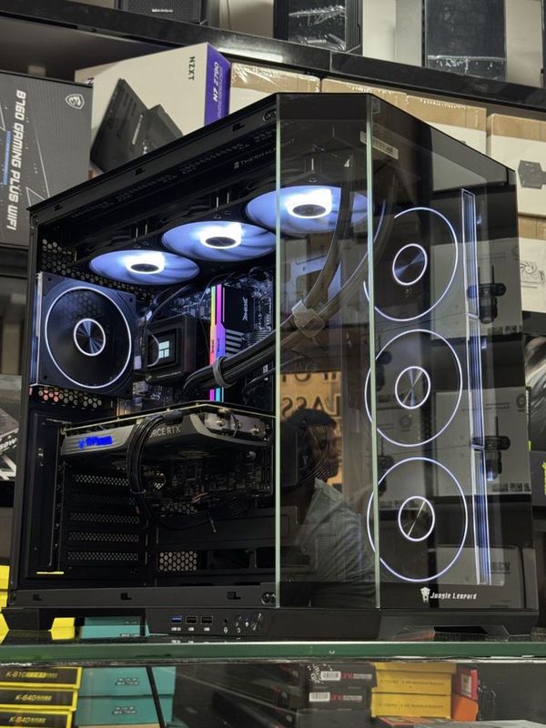 i5 14400f + 4070 Super i5 14400f + 4070 Super