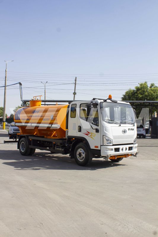 FAW Tiger VH VUM5110, 4x2, 6м³ хам сув ташишга ва ободончилик ишларида FAW Tiger VH VUM5110, 4x2, 6м³ хам сув ташишга ва ободончилик ишларида