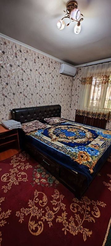 Чилонзор Фарход бозори ёнида квартира ижарага берилади маклерларсиз Чилонзор Фарход бозори ёнида квартира ижарага берилади маклерларсиз