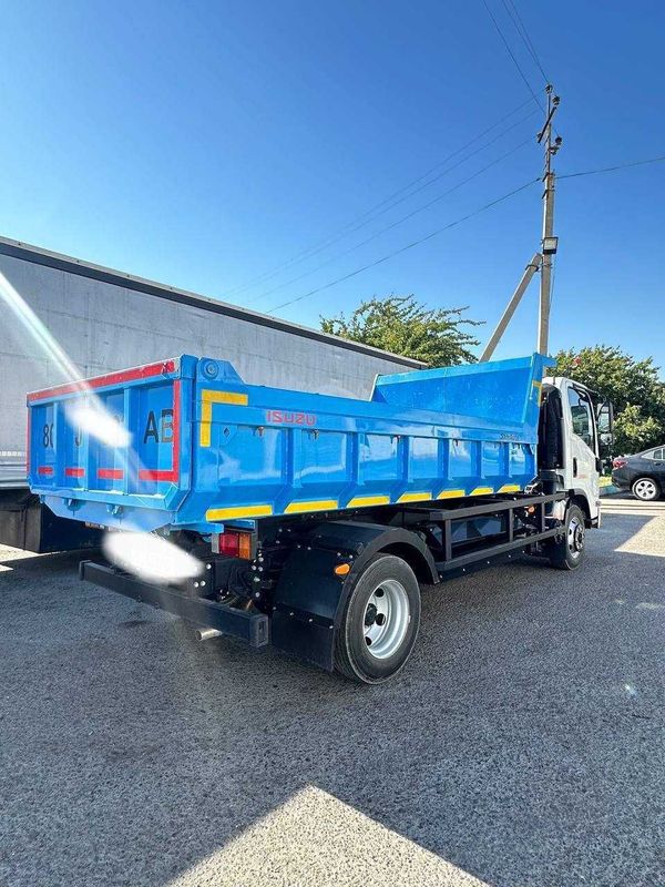 Isuzu NPR82L CNG Samosval