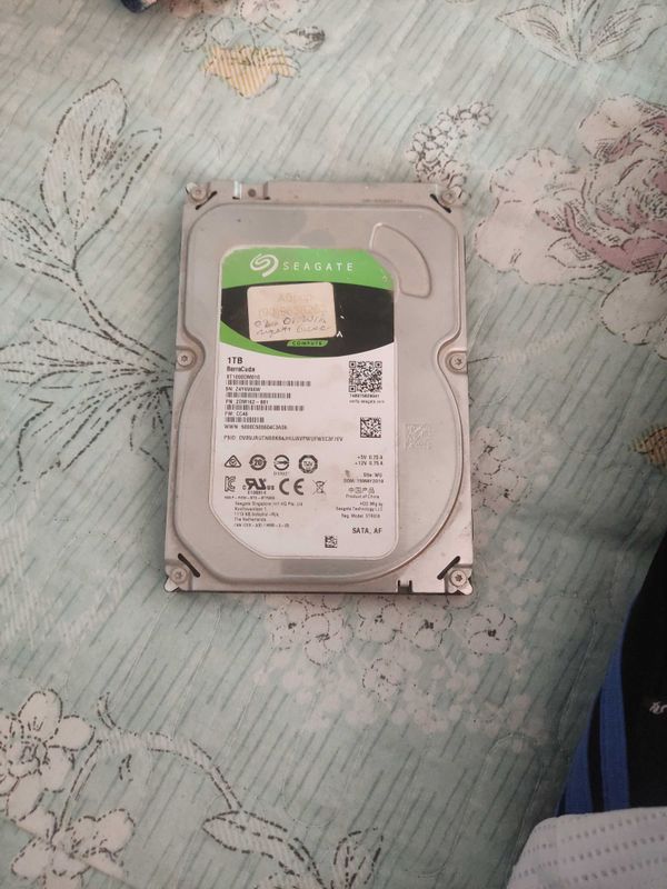 Hdd 1 tb holati ideal Hdd 1 tb holati ideal