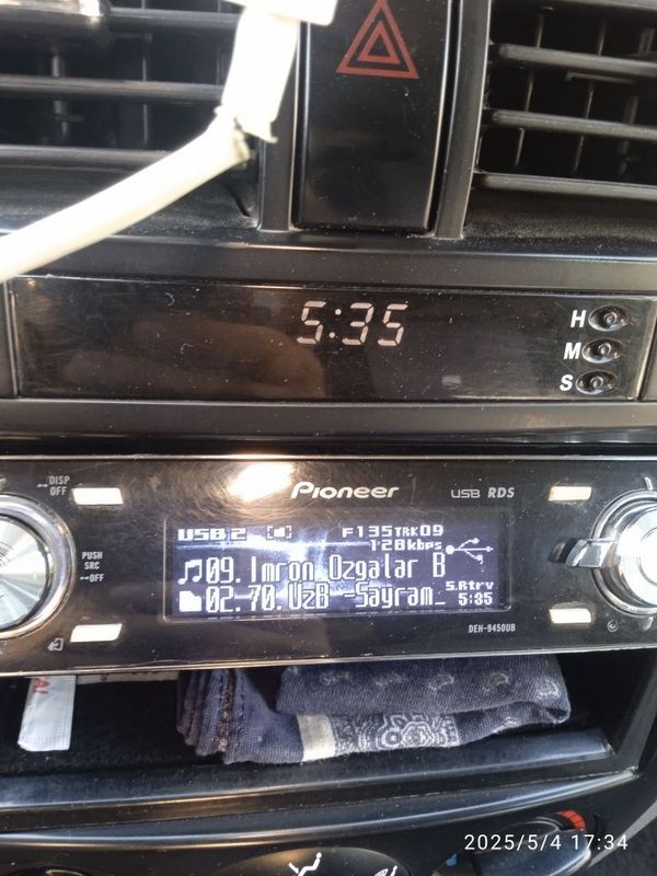 Pioneer 9450 UB холати яхши битта диск ишламиди курсатвориш кере Pioneer 9450 UB холати яхши битта диск ишламиди курсатвориш кере