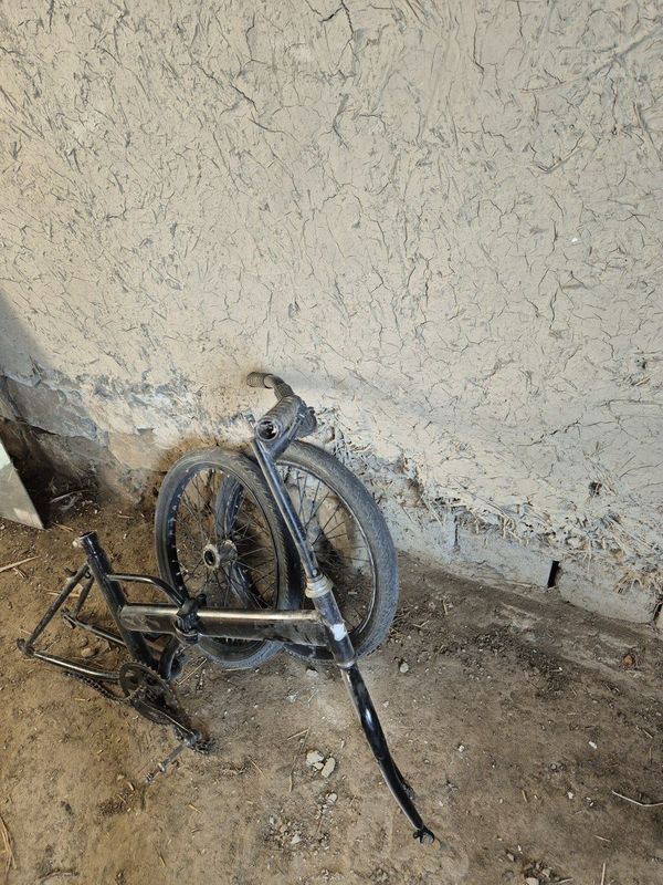 Velosiped sotiladi yaxshi narxda Velosiped sotiladi yaxshi narxda
