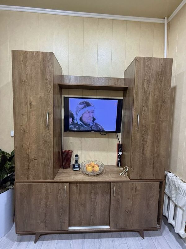 Шкаф под телевизор