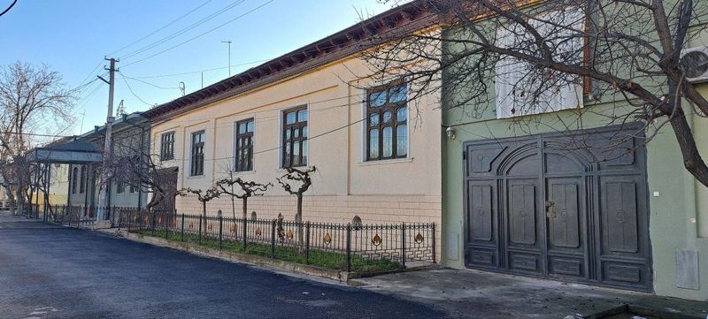 Эшонгузар Кахрамонда 11 ком Дом аренда Эшонгузар Кахрамонда 11 ком Дом аренда
