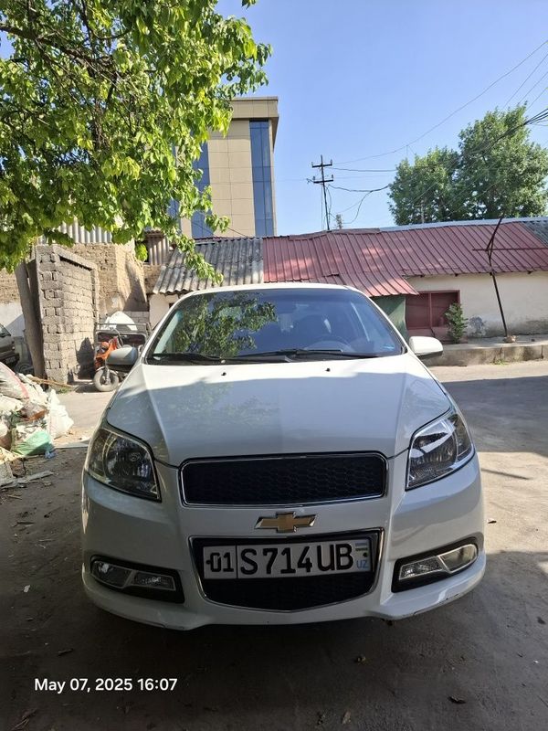 Белый Nexia 3 LTZ. 2020 г. Белый Nexia 3 LTZ. 2020 г.