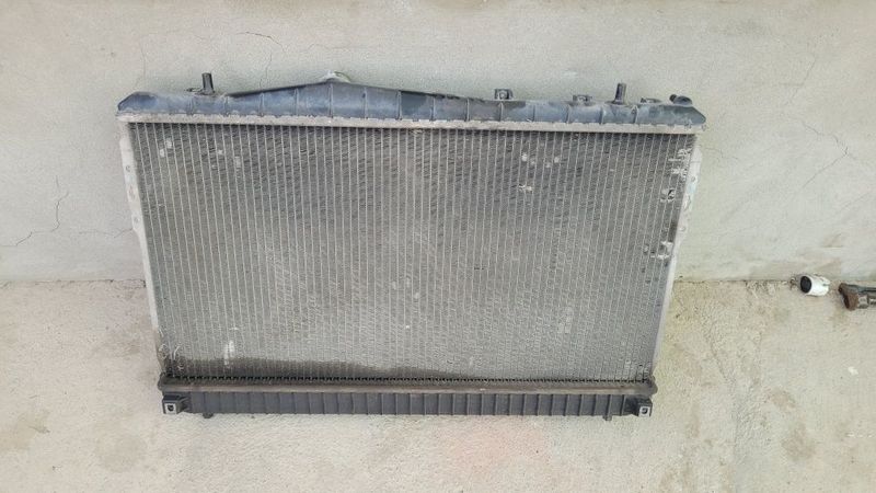 Radiator Gentra sotiladi Radiator Gentra sotiladi