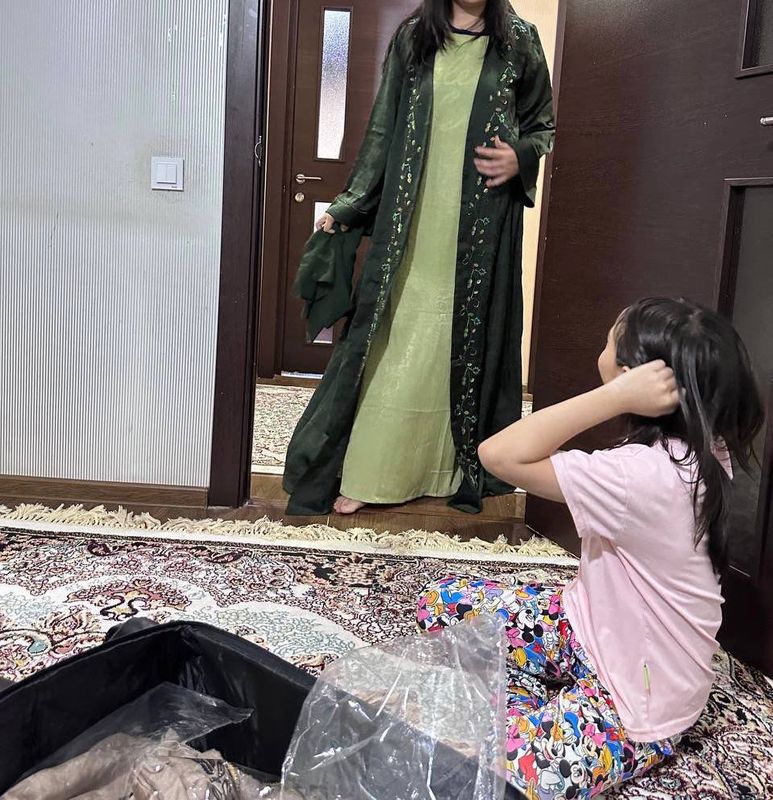 Dubayskiy abaya Dubayskiy abaya
