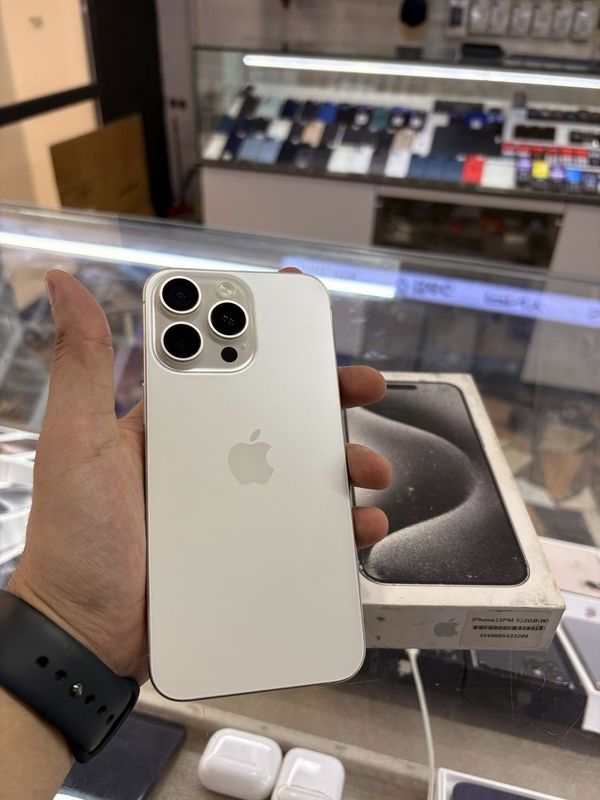 iPhone 15 Pro Max 512 gb oq iPhone 15 Pro Max 512 gb oq
