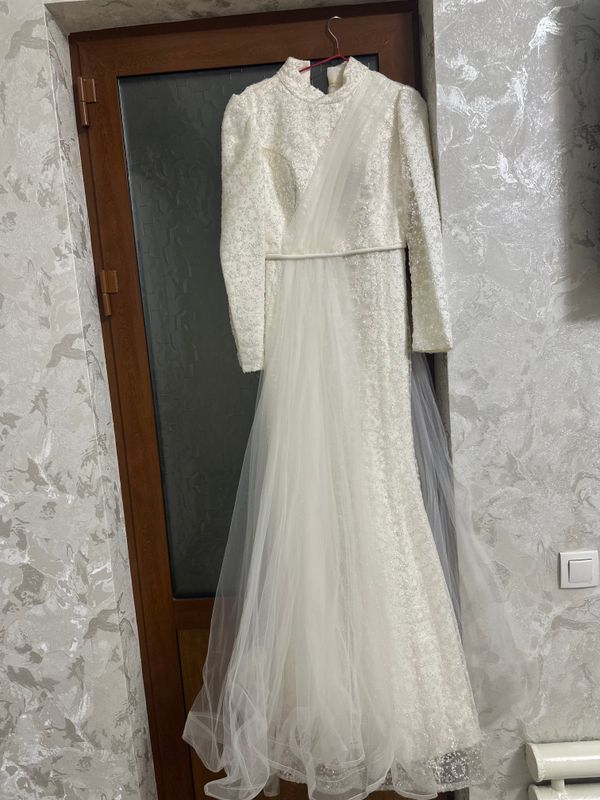 1 marta kiyilgan 300$ oganman 1 marta kiyilgan 300$ oganman