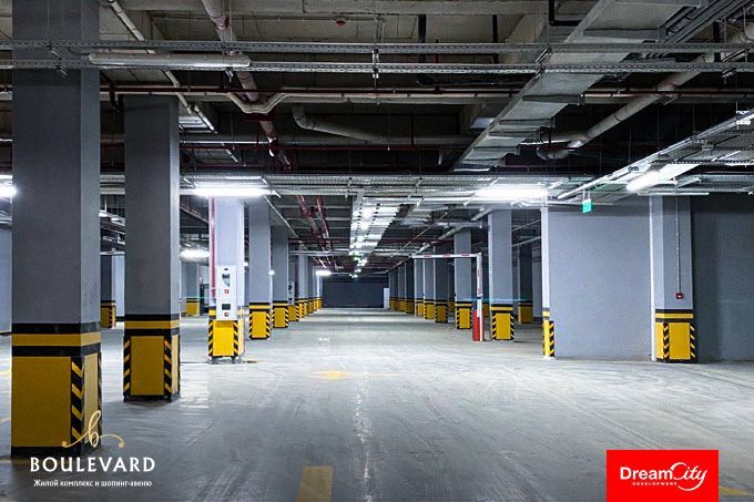 Парковка на Ташкент Сити "Boulevard" возле лифта на А блоке Парковка на Ташкент Сити "Boulevard" возле лифта на А блоке
