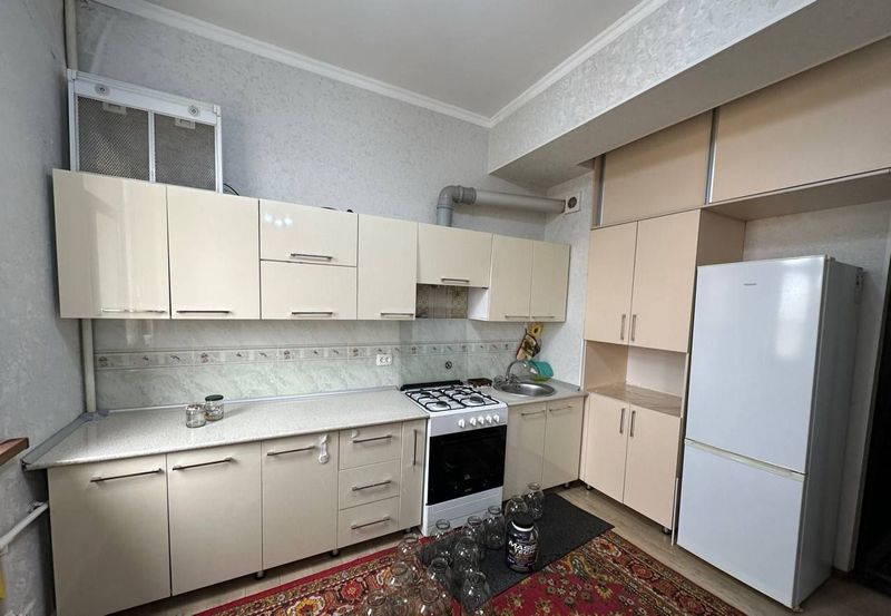 Ттз автостанция 2/4/4 ижарага срочно берилади Ттз автостанция 2/4/4 ижарага срочно берилади