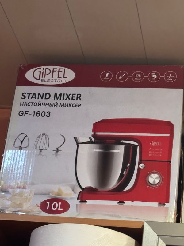 Продам миксер Gipfel