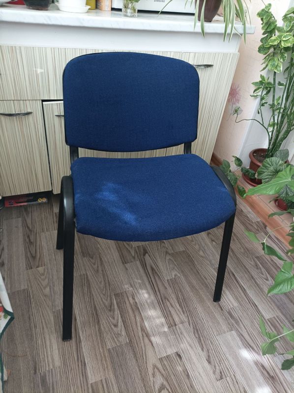 Стул с металич ножками