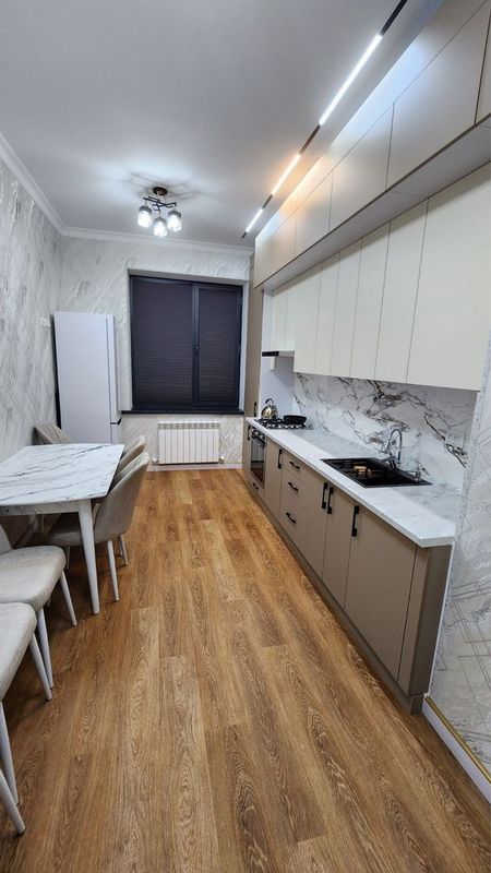 Kvartira bor qizlar bilan sherilikka Kvartira bor qizlar bilan sherilikka