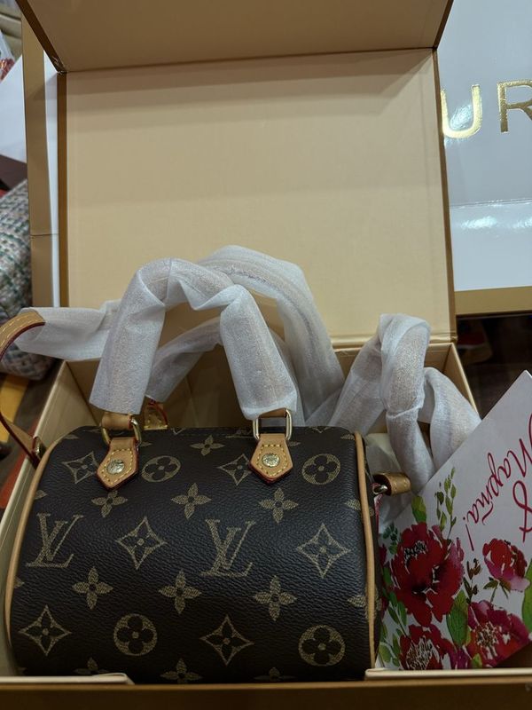 Сумочка louis vuitton