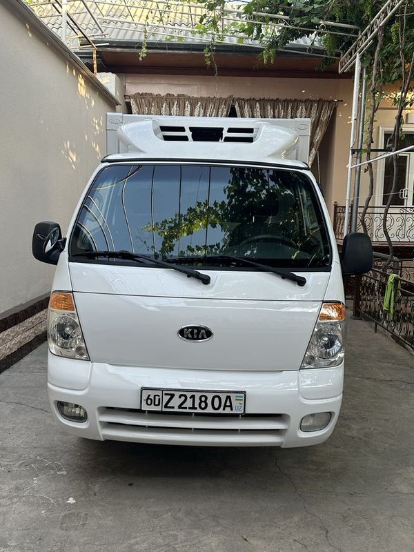KIA BONGO 3 Refrigerator KIA BONGO 3 Refrigerator