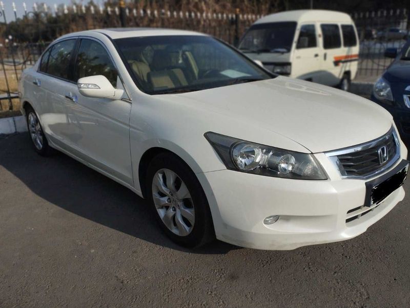 Honda Accord 2009 yil