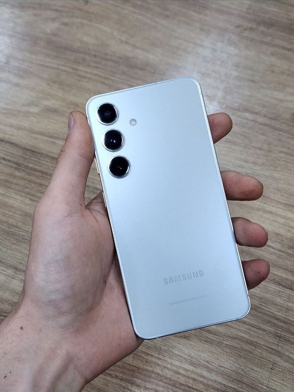 Samsung S24 256Gb Sotlad Samsung S24 256Gb Sotlad