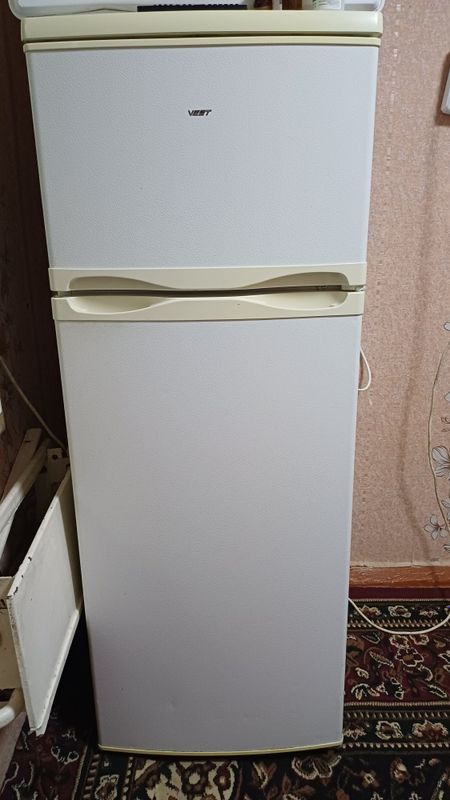 Продаётся Холодильник Продаётся Холодильник