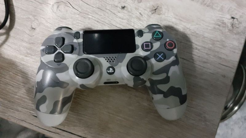 Джойстик для Playstation 4