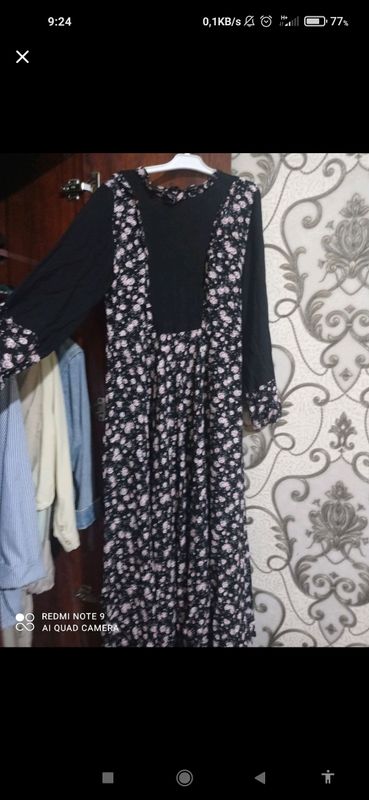 guli oq va qora yozgi loylak atigi3 marta kiyilga guli oq va qora yozgi loylak atigi3 marta kiyilga