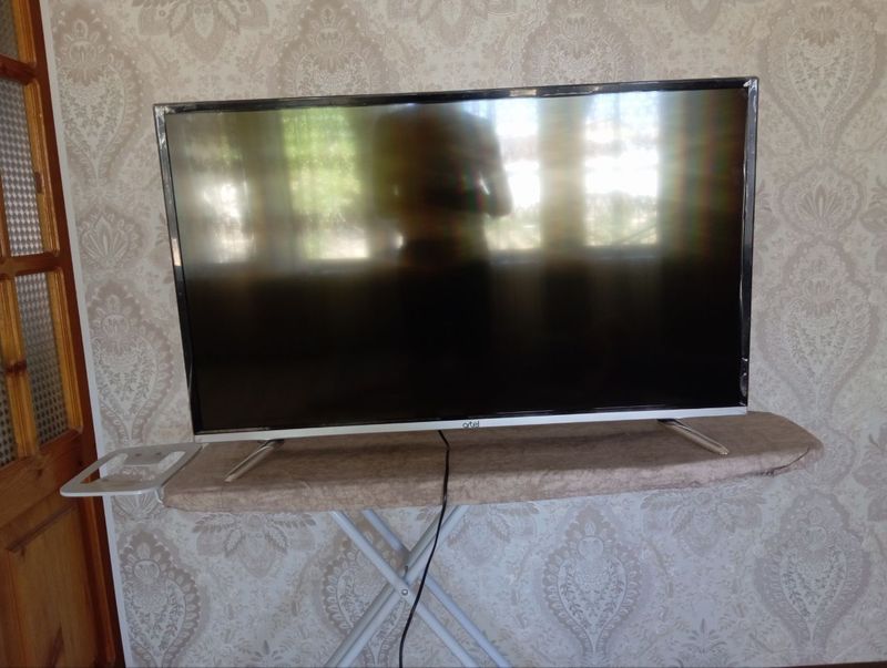 Телевизор artel 42 Телевизор artel 42