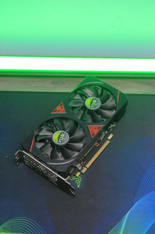 Axle RX580 8GB ideal Autofan bor Axle RX580 8GB ideal Autofan bor