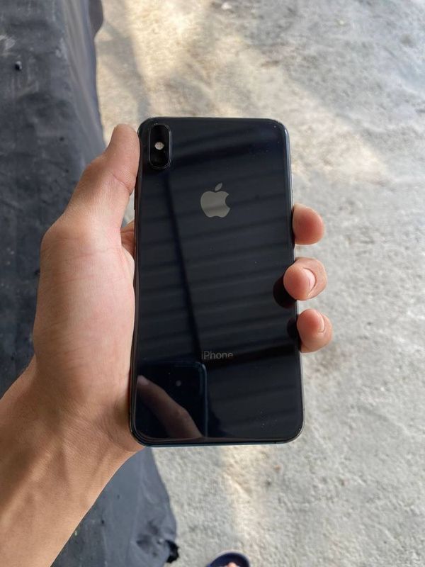 Iphone Xs max 82yomkst Iphone Xs max 82yomkst