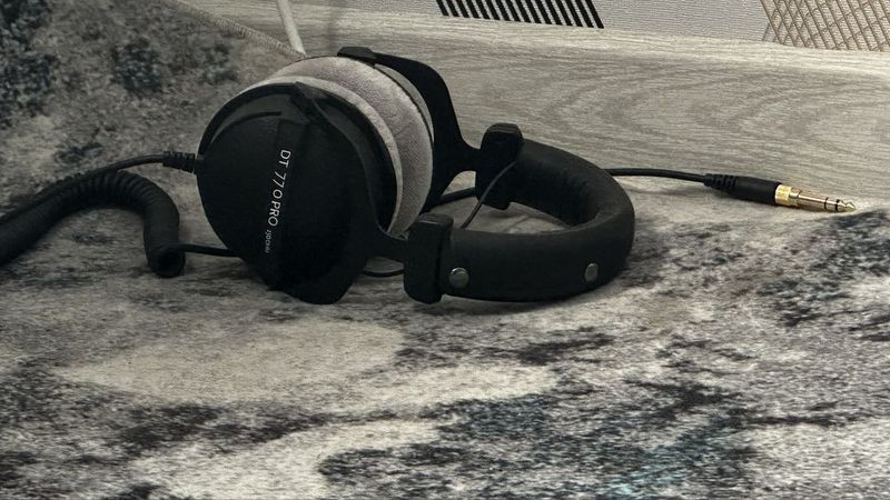 Продам наушники Beyerdynamic DT 770 Pro. Продам наушники Beyerdynamic DT 770 Pro.