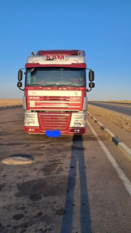 DAF XF + KOGEL прицеп Сотилади DAF XF + KOGEL прицеп Сотилади