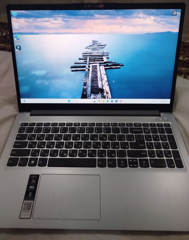 notebook LENOVO