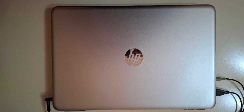 HP Pavilion intel CORE i5