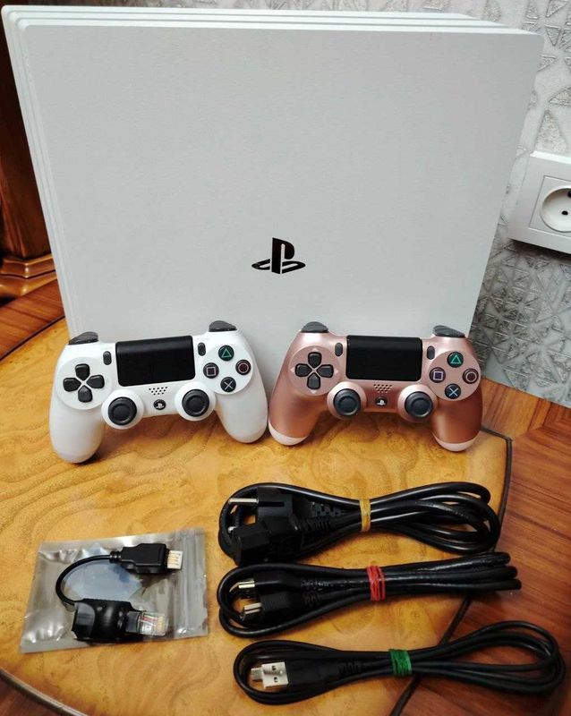 PlayStation 4 PRO (прошитая) 11.00 версия