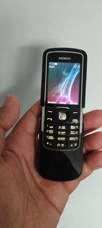 NOKIA 8600 luna в отличном состоянии NOKIA 8600 luna в отличном состоянии