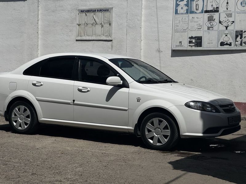 Gentra 2016 yil 91000 km yurgan Gentra 2016 yil 91000 km yurgan