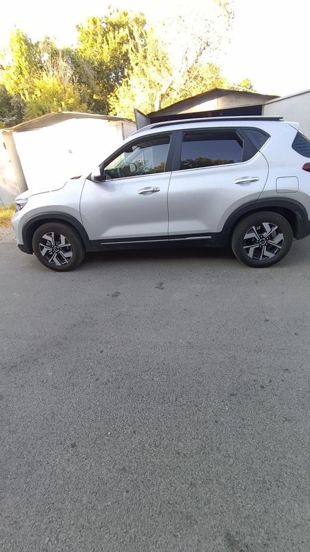 Kia sonet 3 poz 25 god aprel 2500 probeg Kia sonet 3 poz 25 god aprel 2500 probeg
