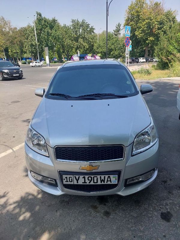Nexia 3 srochni sotiladi