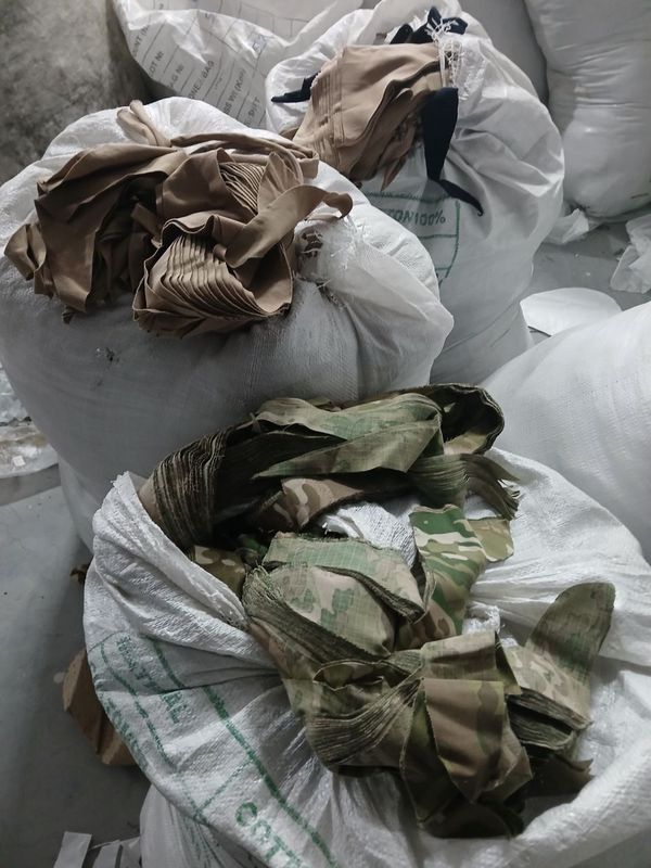 50 foyiz xibi Atxot Parcha matolar bor sotiladi kelushgan narxda 50 foyiz xibi Atxot Parcha matolar bor sotiladi kelushgan narxda