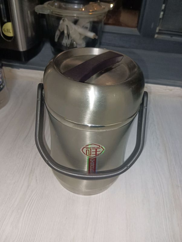 ovqat termosi ovqat termosi