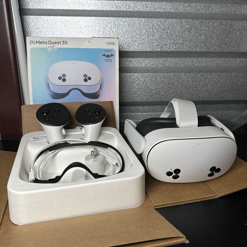Meta Oculus Quest 3S 128GB VR Meta Oculus Quest 3S 128GB VR