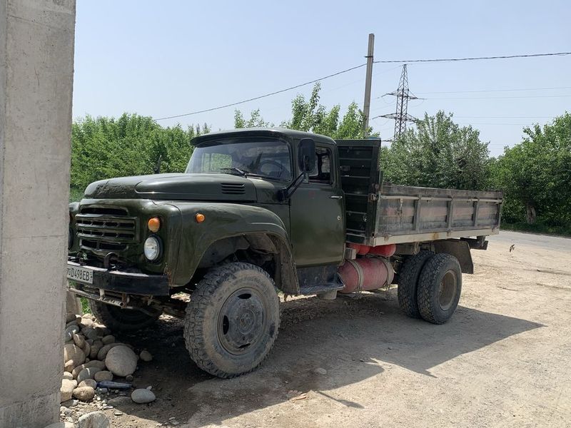 Zil 53 Sotiladi.Shahrisabz Zil 53 Sotiladi.Shahrisabz