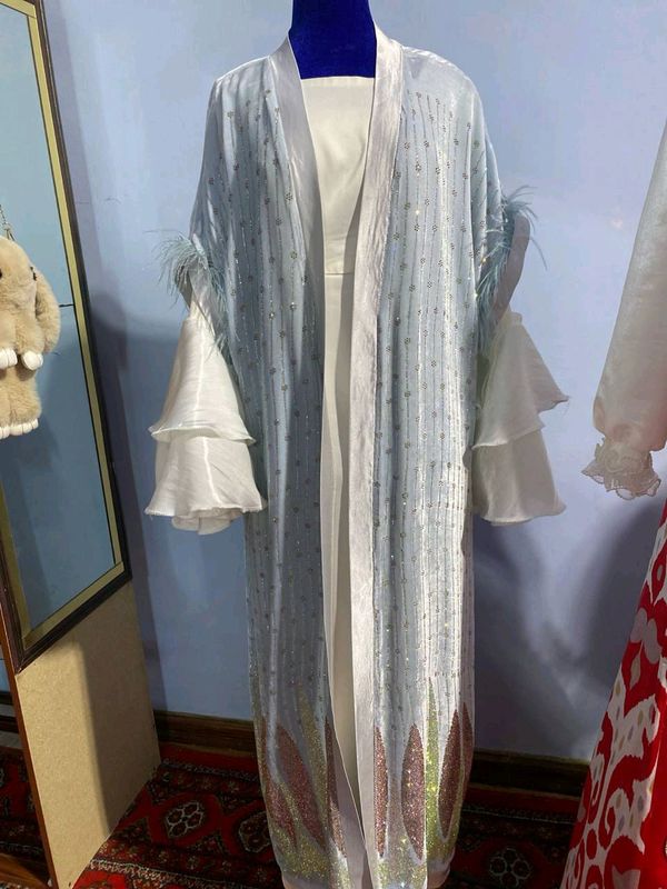 Abaya. Ansambl.