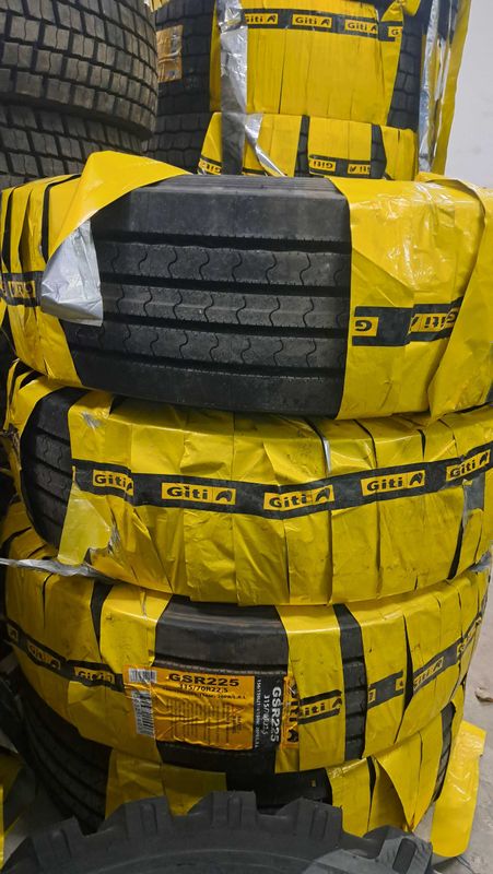 Автошина 315/70R22.5 GITI GSR225 ( фура ) Автошина 315/70R22.5 GITI GSR225 ( фура )