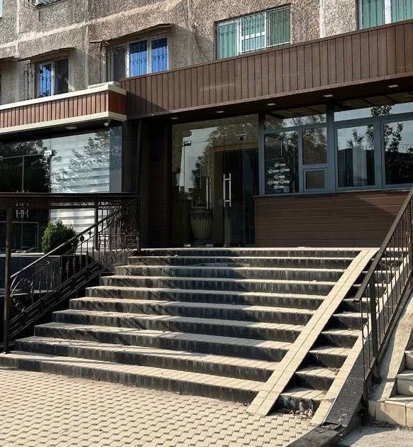 Продается помещения Караташ Самарканд Дарвоза 90м2 Продается помещения Караташ Самарканд Дарвоза 90м2